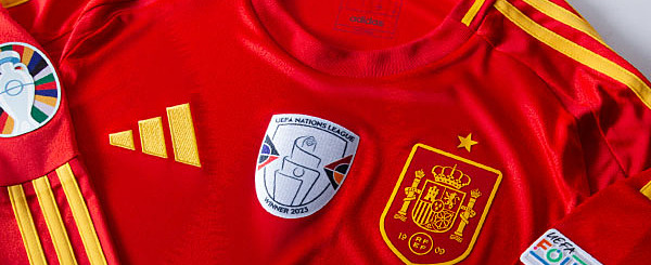 Equipaciones y camisetas de la selección de España