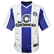 Hertha Berlin<br>Camiseta Local<br>2000 - 2001