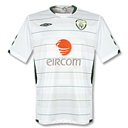 Ierland<br>Uit Voetbalshirt<br>2009 - 2010