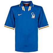 Italia<br>Camiseta Local<br>1996 - 1998