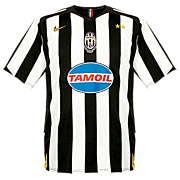 Juventus<br>Home Shirt<br>2005 - 2006
