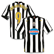 Zlatan Ibrahimovic<br>Juventus Thuis Voetbalshirt<br>2005 - 2006