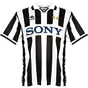 Juventus<br>Home Jersey<br>1996 - 1997