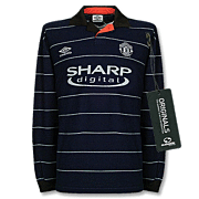 Man Utd<br>Away Shirt<br>1999 - 2000