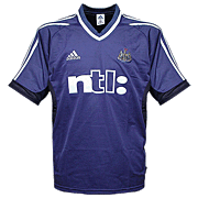 Newcastle United<br>Away Jersey<br>2001 - 2002