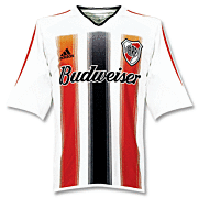 River Plate<br>Camiseta Visitante<br>2004 - 2005